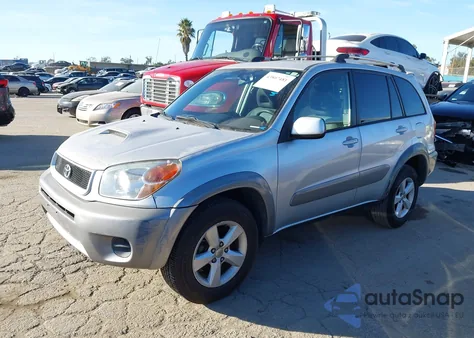 2005 Toyota Rav4 из США, поврежденный, VIN JTEGD20V550092462